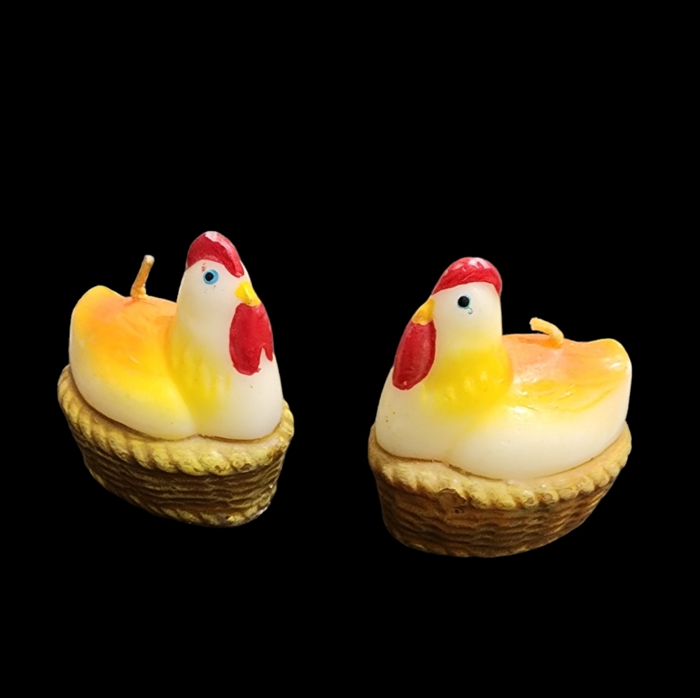 Vintage 1970s chicken in a basket candles
